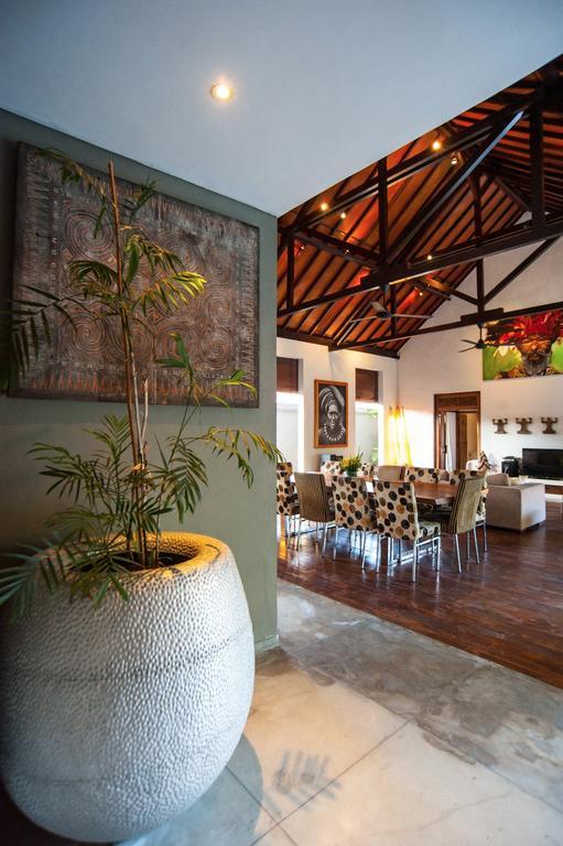 Seminyak Villa Bagian luar foto