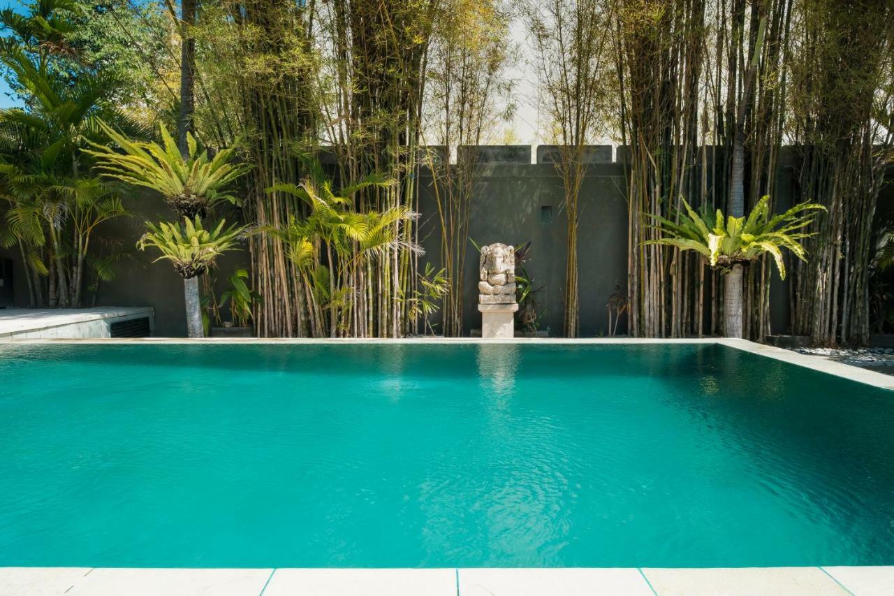 Seminyak Villa Bagian luar foto